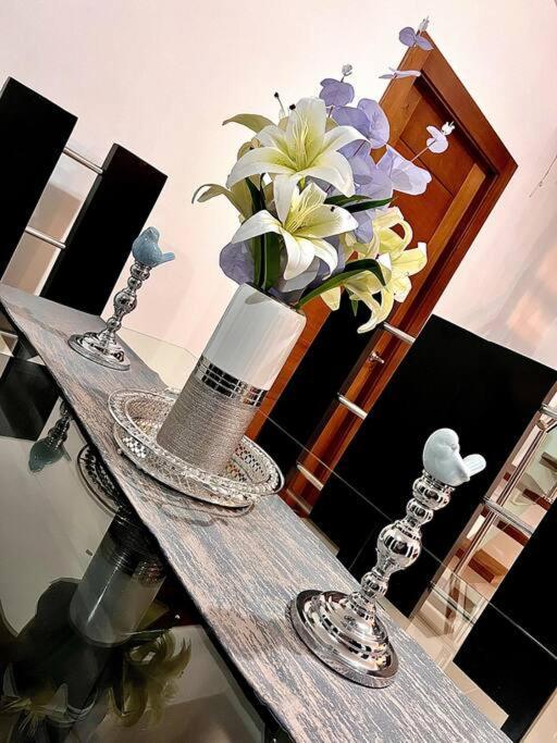 Apartamento Outstanding Pent House W/Jacuzzi Santiago De Los Caballeros Exterior foto