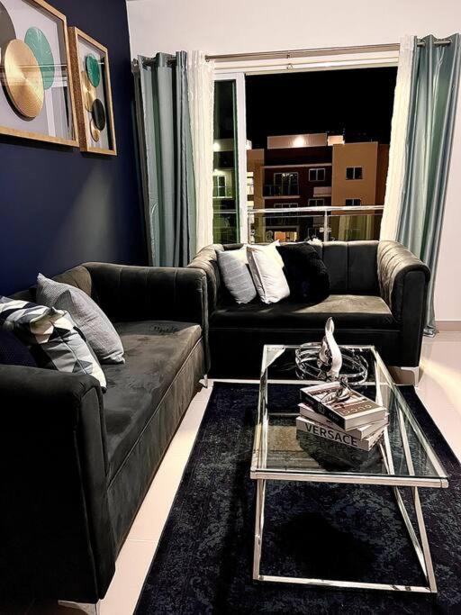 Apartamento Outstanding Pent House W/Jacuzzi Santiago De Los Caballeros Exterior foto